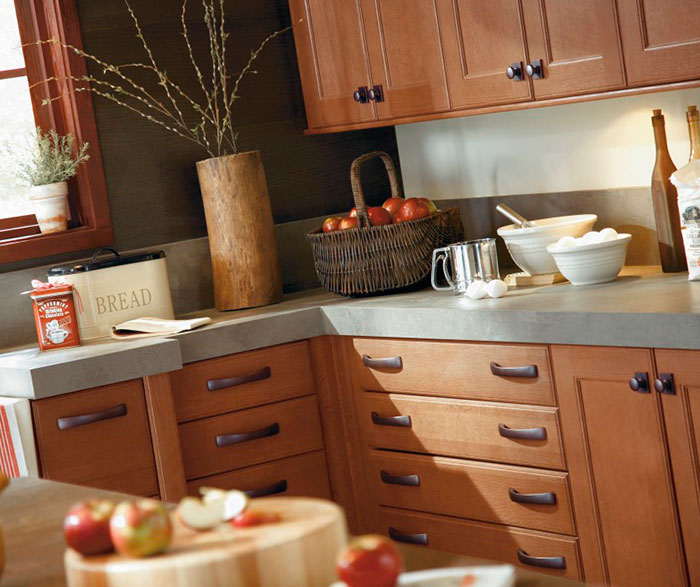 Rustic Kitchen Cabinets in Rift Oak